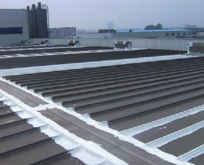 九真镇彩钢瓦屋面漏水问题只有好的防水系统能够解决